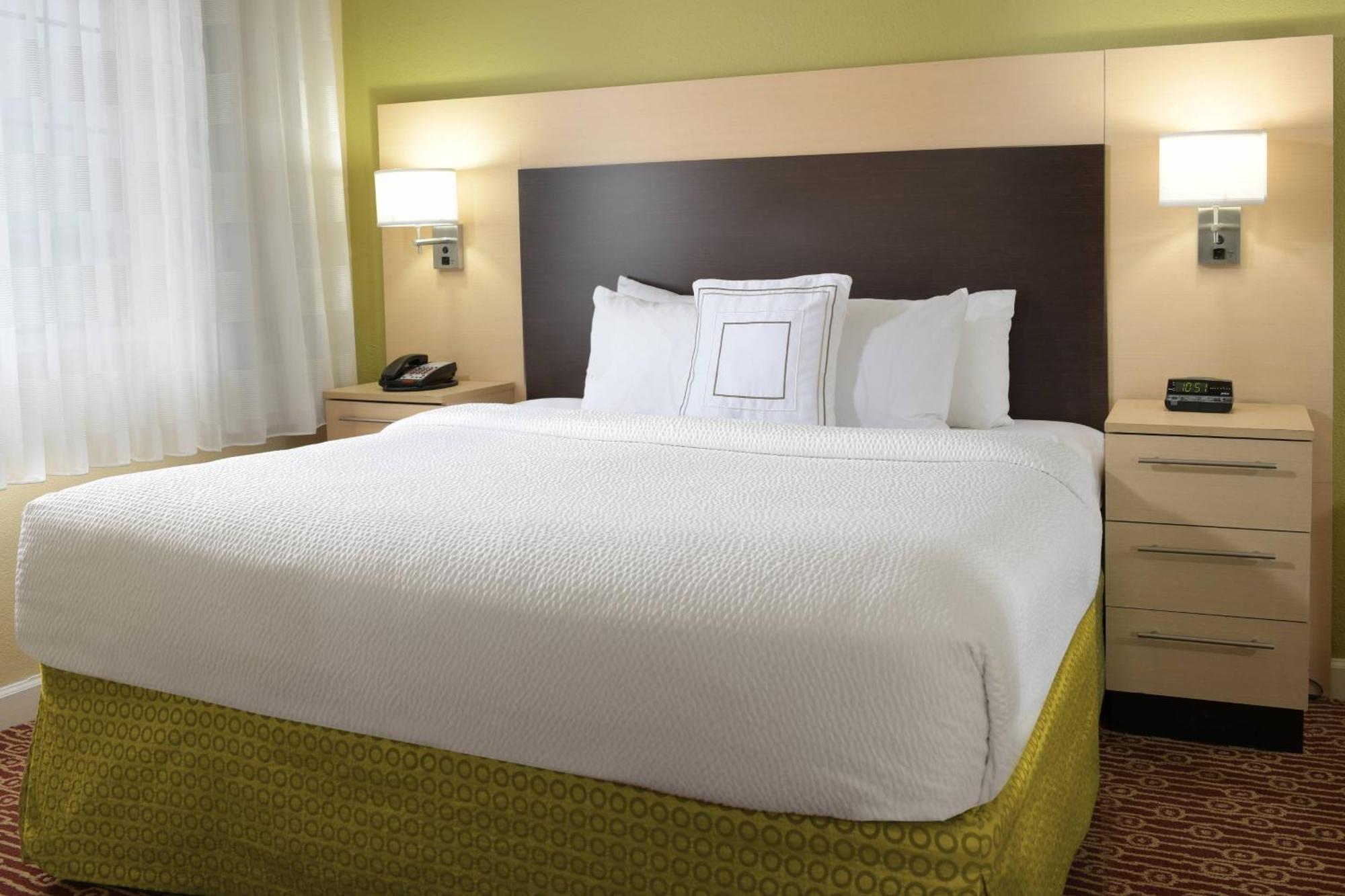 Towneplace Suites By Marriott Lake Jackson Clute Exteriör bild