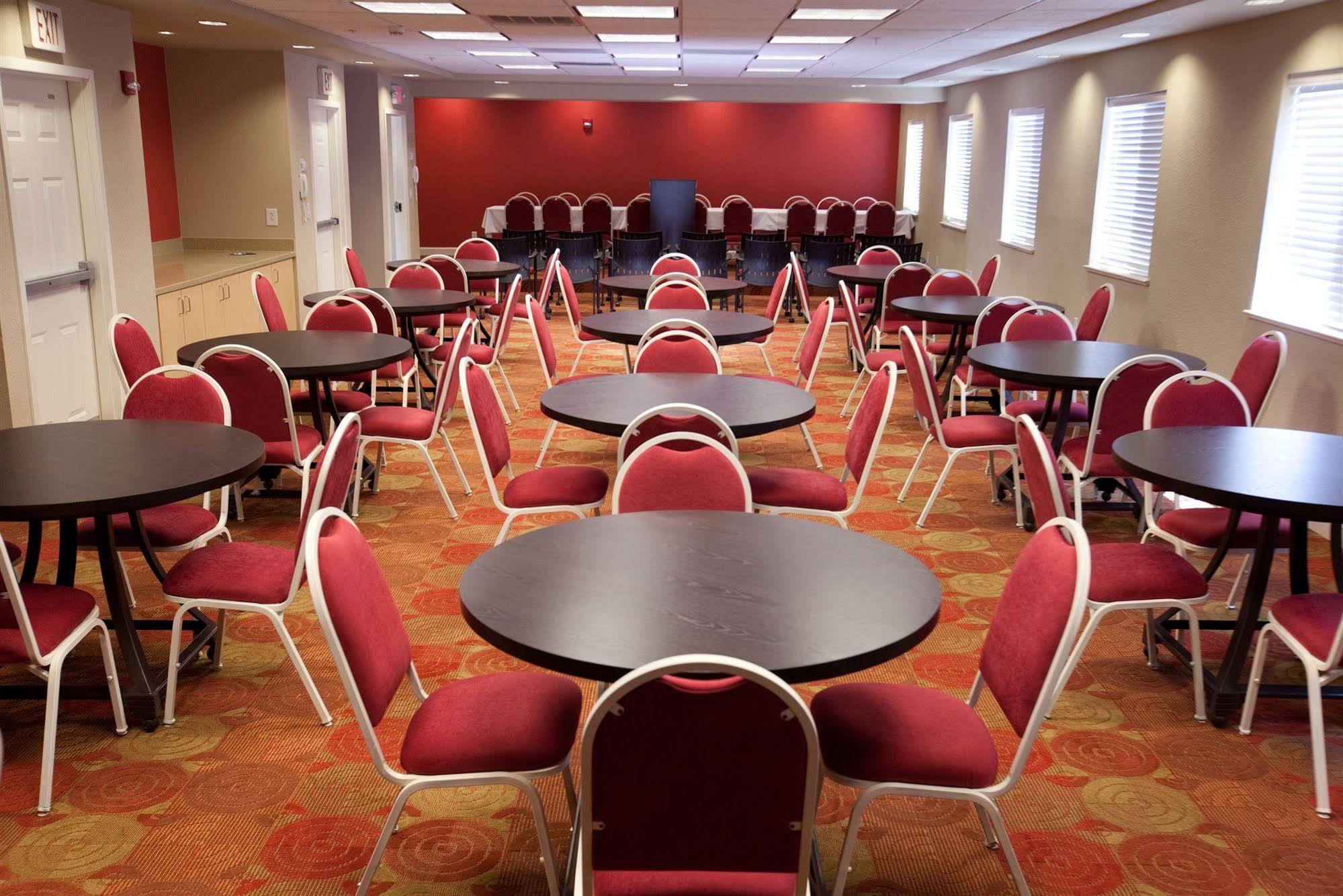 Towneplace Suites By Marriott Lake Jackson Clute Exteriör bild
